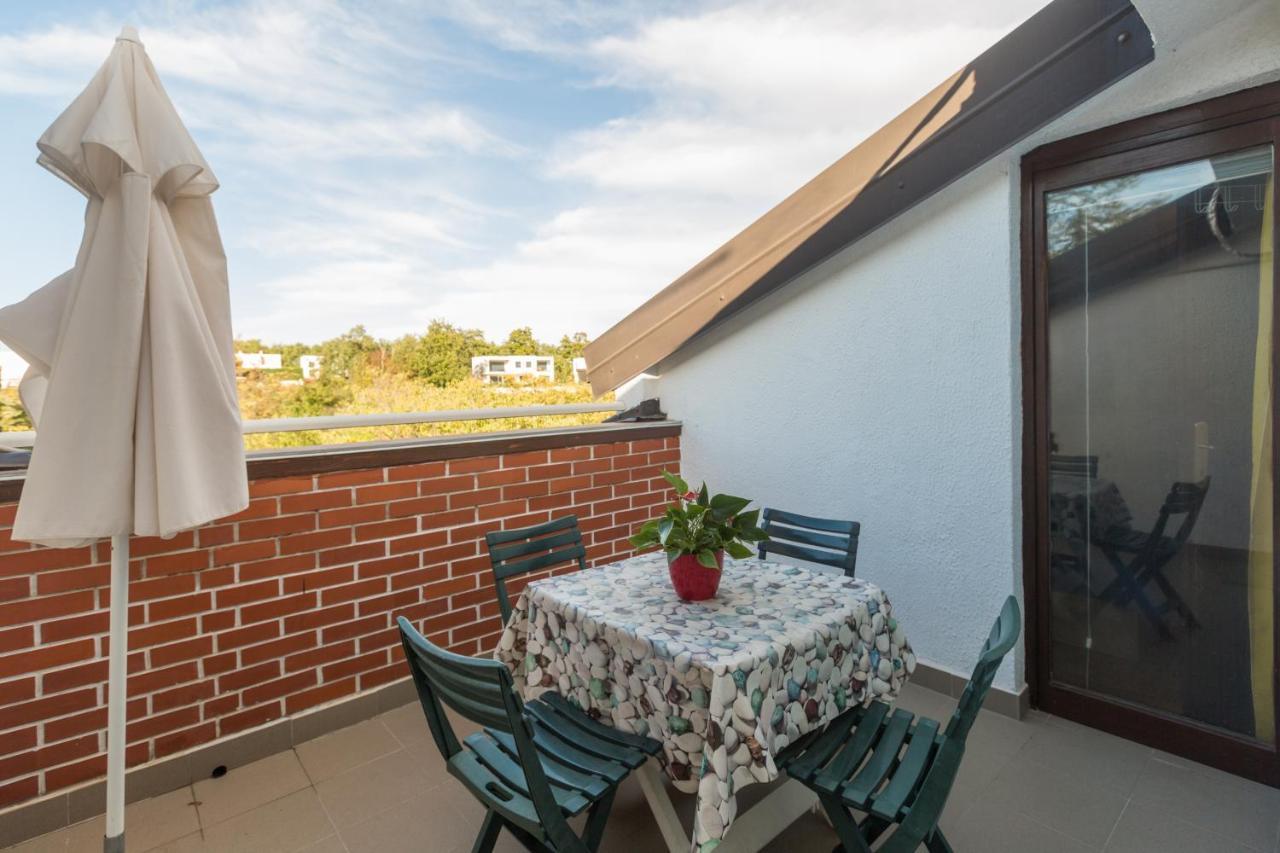 Apartments With A Parking Space Karigador, Novigrad - 2534 Bagian luar foto