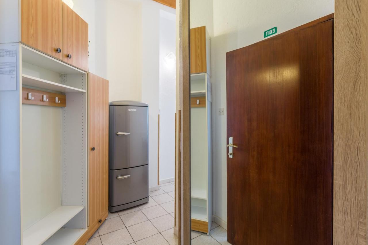 Apartments With A Parking Space Karigador, Novigrad - 2534 Bagian luar foto