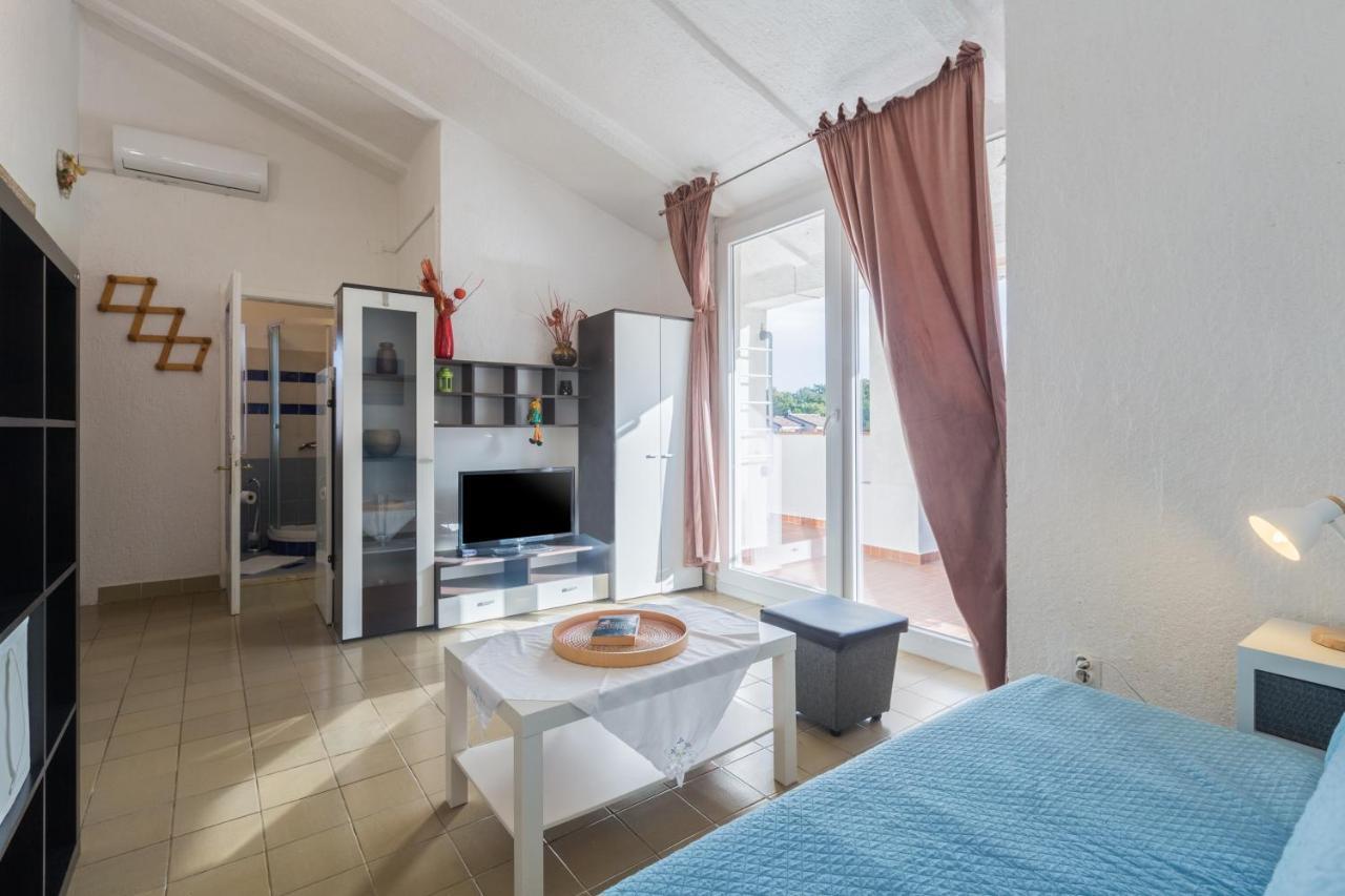 Apartments With A Parking Space Karigador, Novigrad - 2534 Bagian luar foto